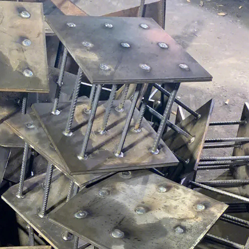 在确定辽源预埋件位置时，需要考虑以下几点